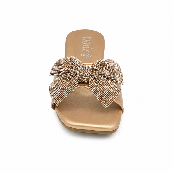 Zoya Flats